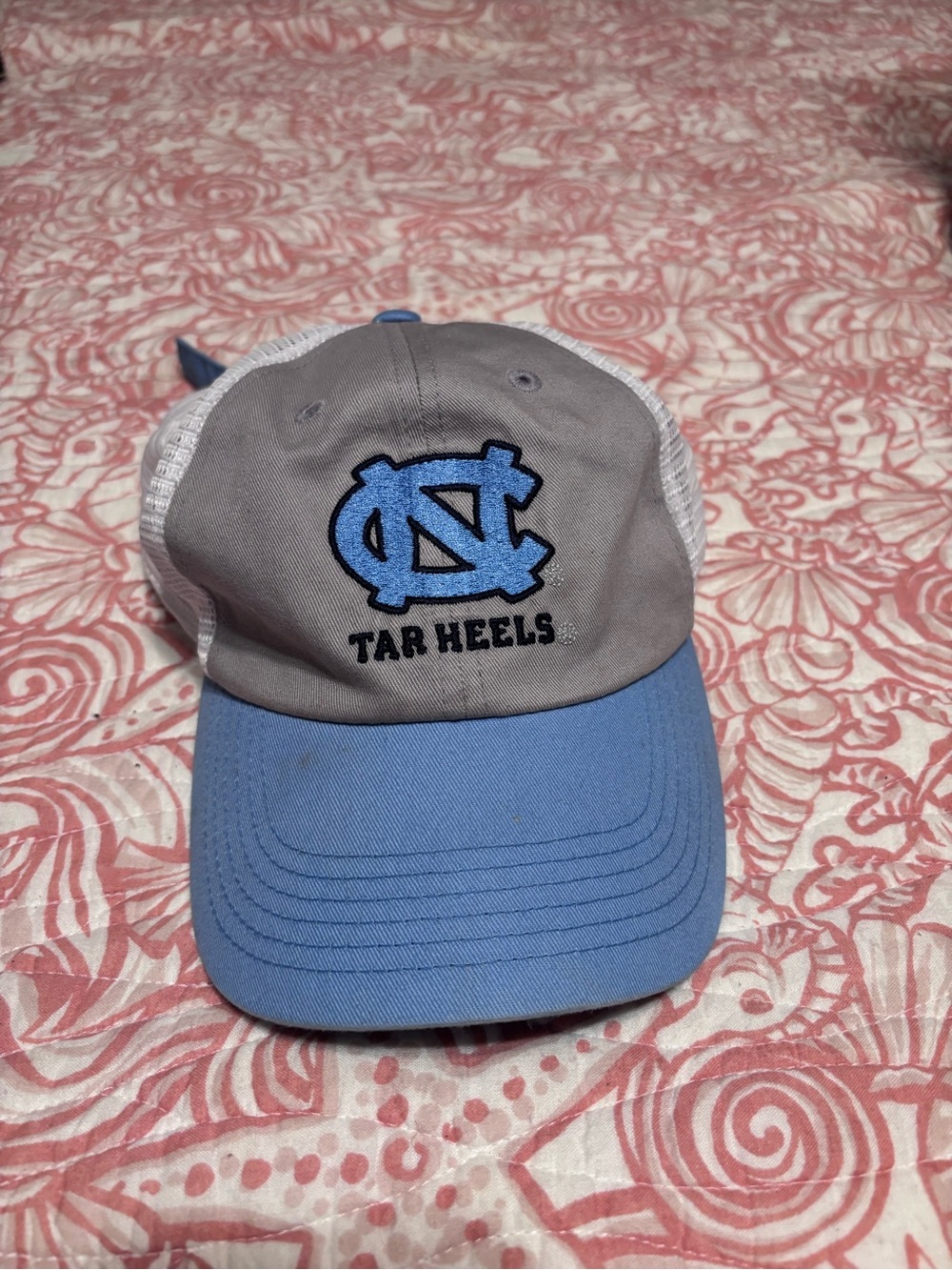 North Carolina Tar Heels Trucker Hat - Gray and Carolina Blue